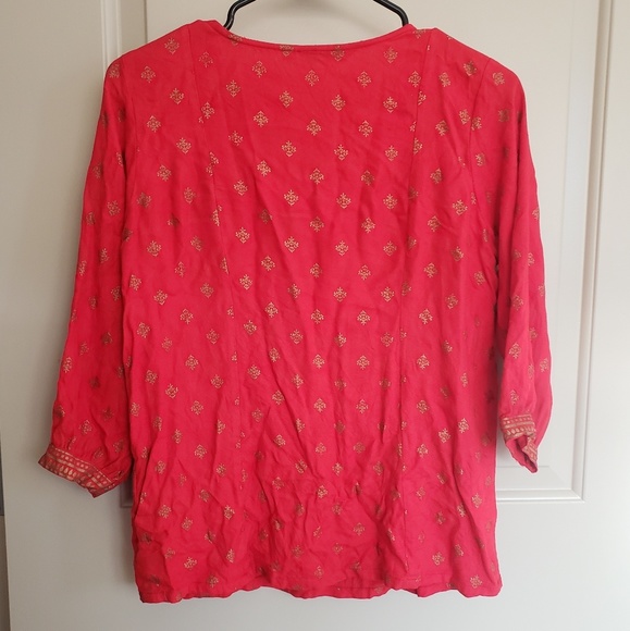 Srishti Boutique SzM Top 3/4 Sleeves, Gold Pattern - Picture 2 of 4